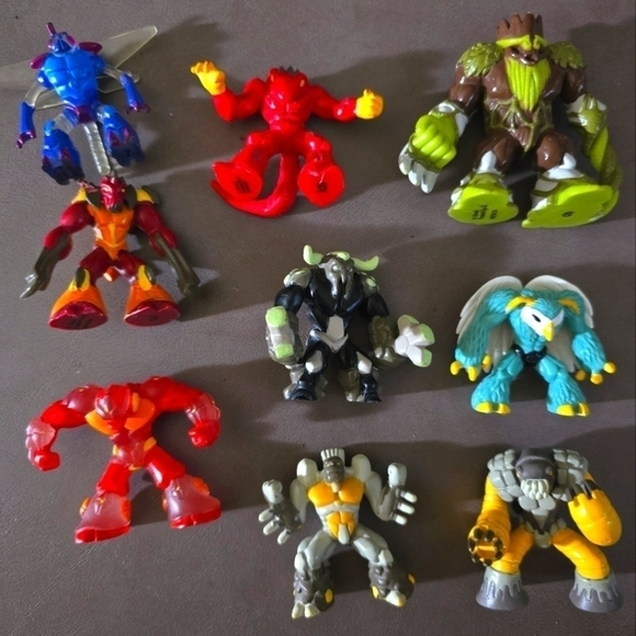 Lot of  9 GORMITI Giochi Preziosi Action Figures 2006/2007 Vintage - Picture 1 of 2